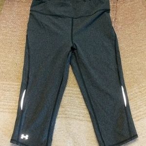 Under Armor heat gear compression leggings